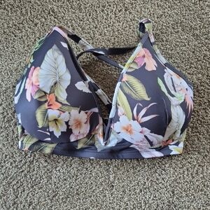 Shade & Shore Floral Print Bikini Top Underwire- Black and White
